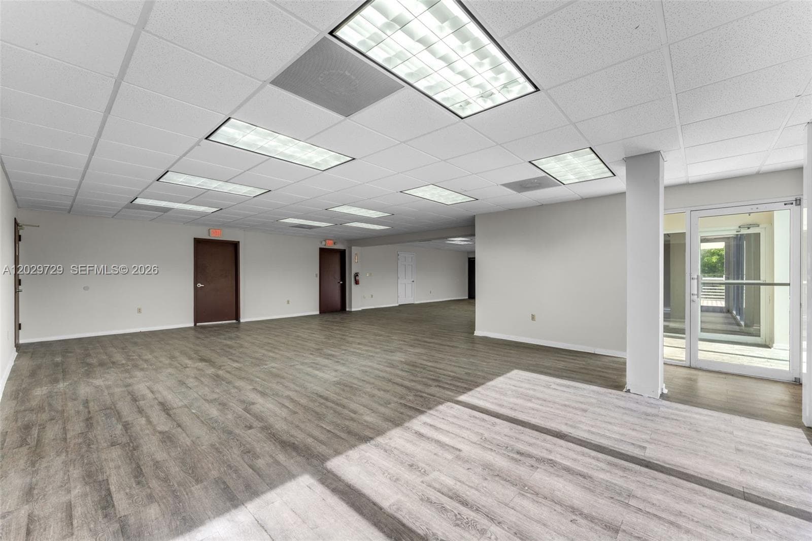 2100 NW 102nd Pl, Doral FL 33172 — 4