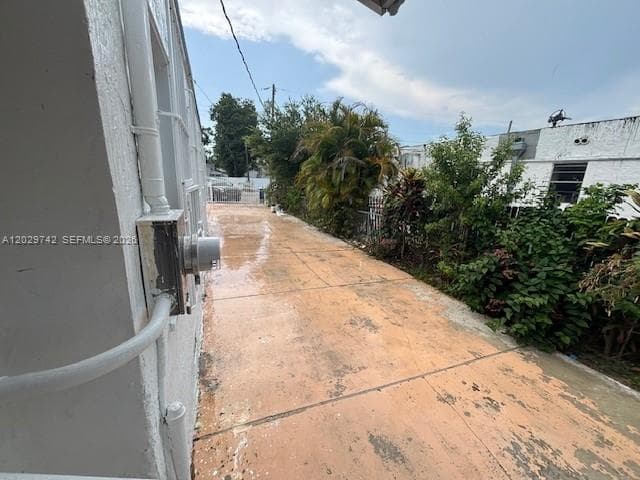 34 NW 69th St, Miami FL 33150 — 14