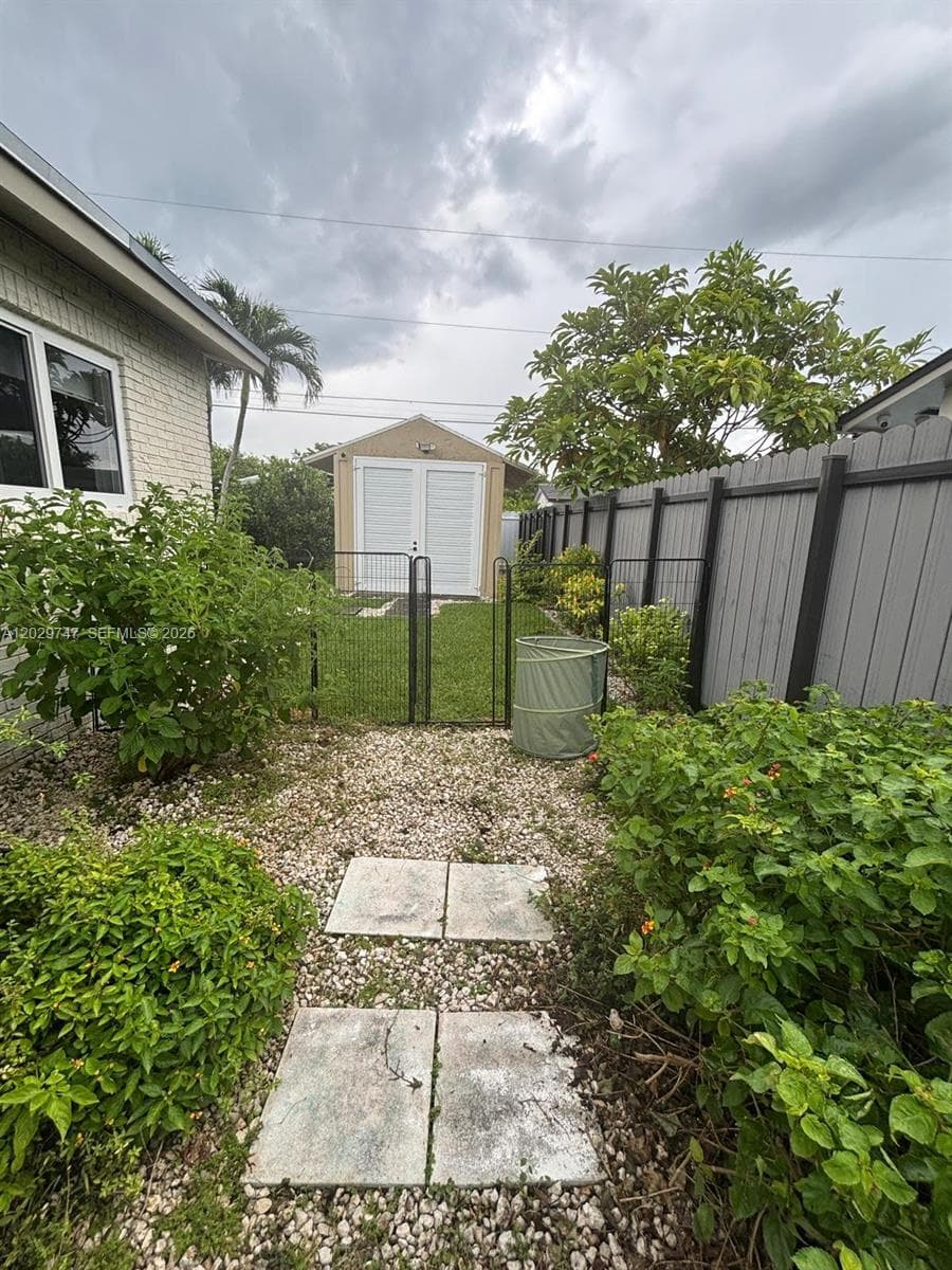 9827 SW 194th St # 9827, Cutler Bay FL 33157 — 27
