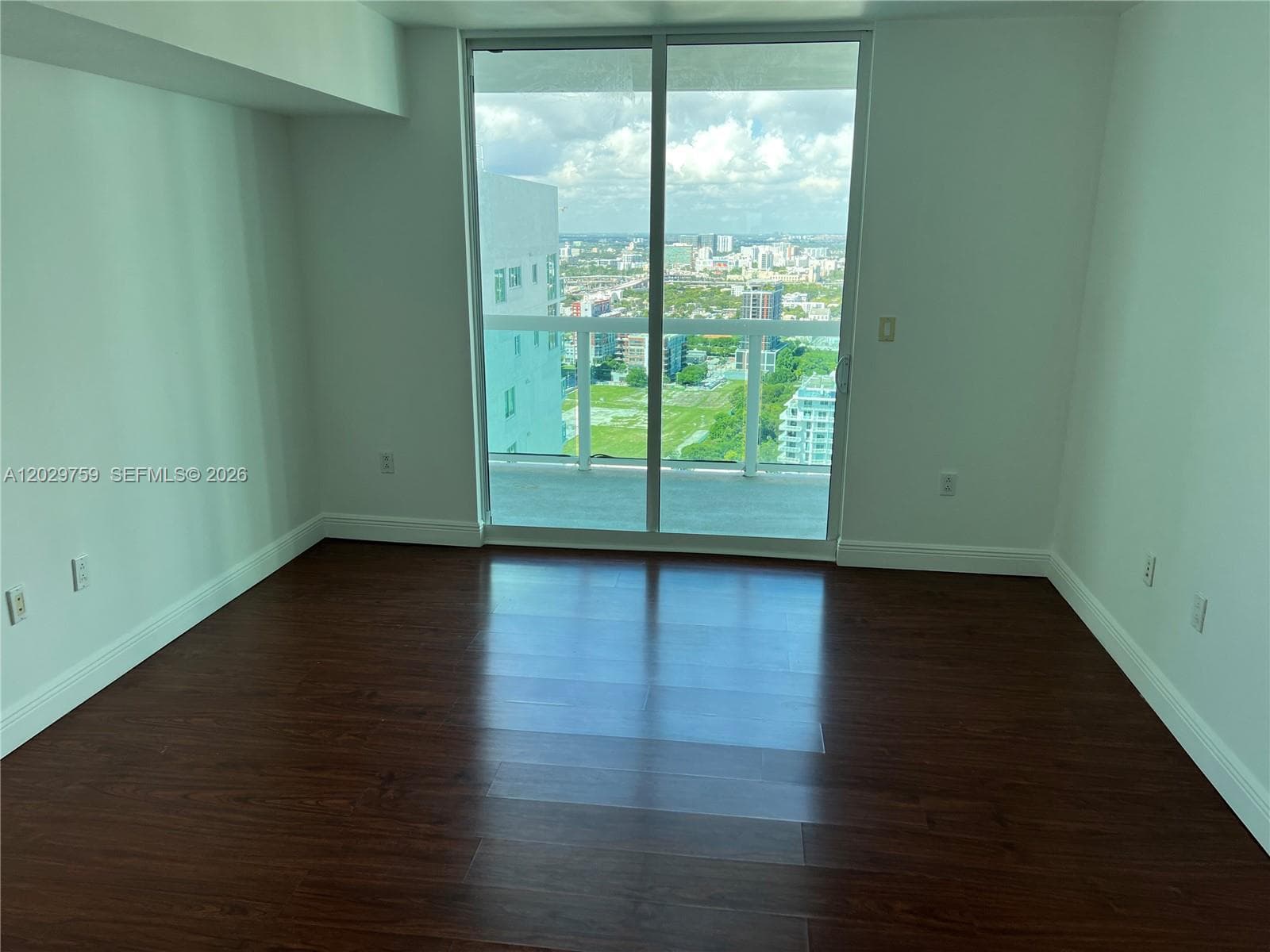 1800 N Bayshore Dr # 3904, Miami FL 33132 — 5