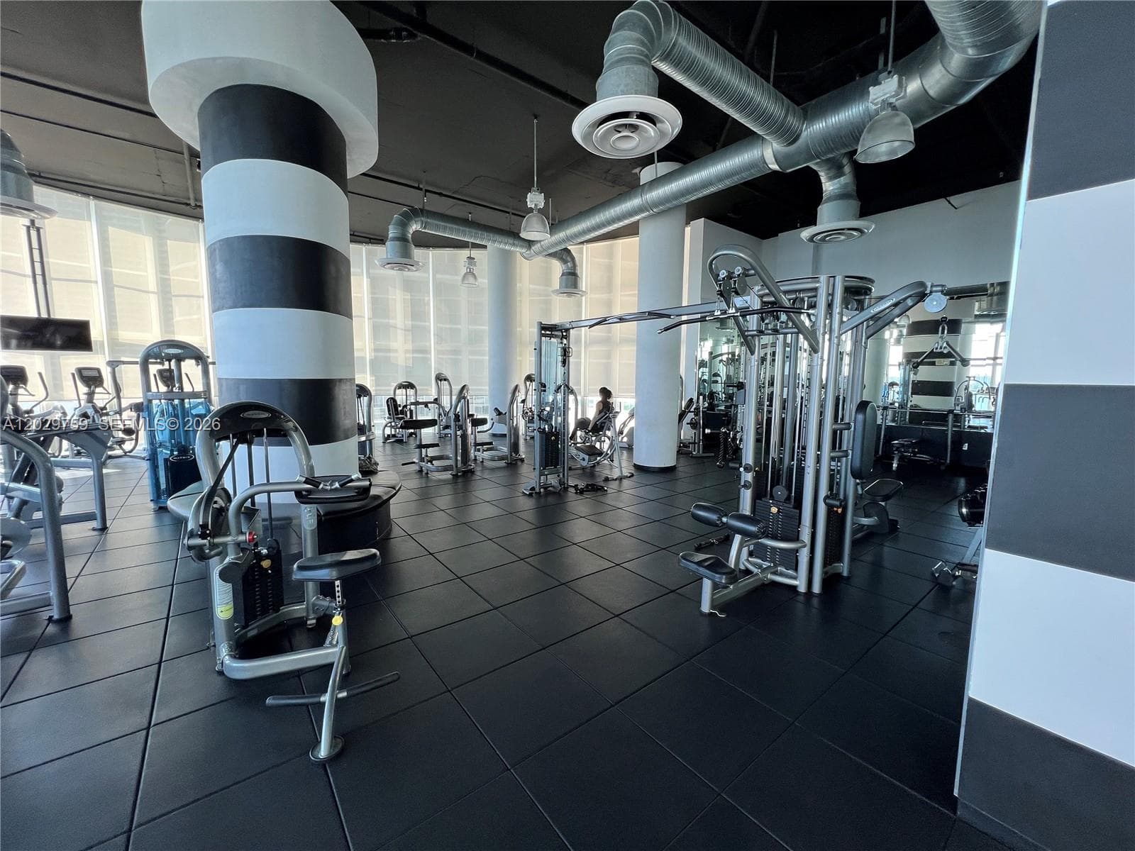 1800 N Bayshore Dr # 3904, Miami FL 33132 — 15