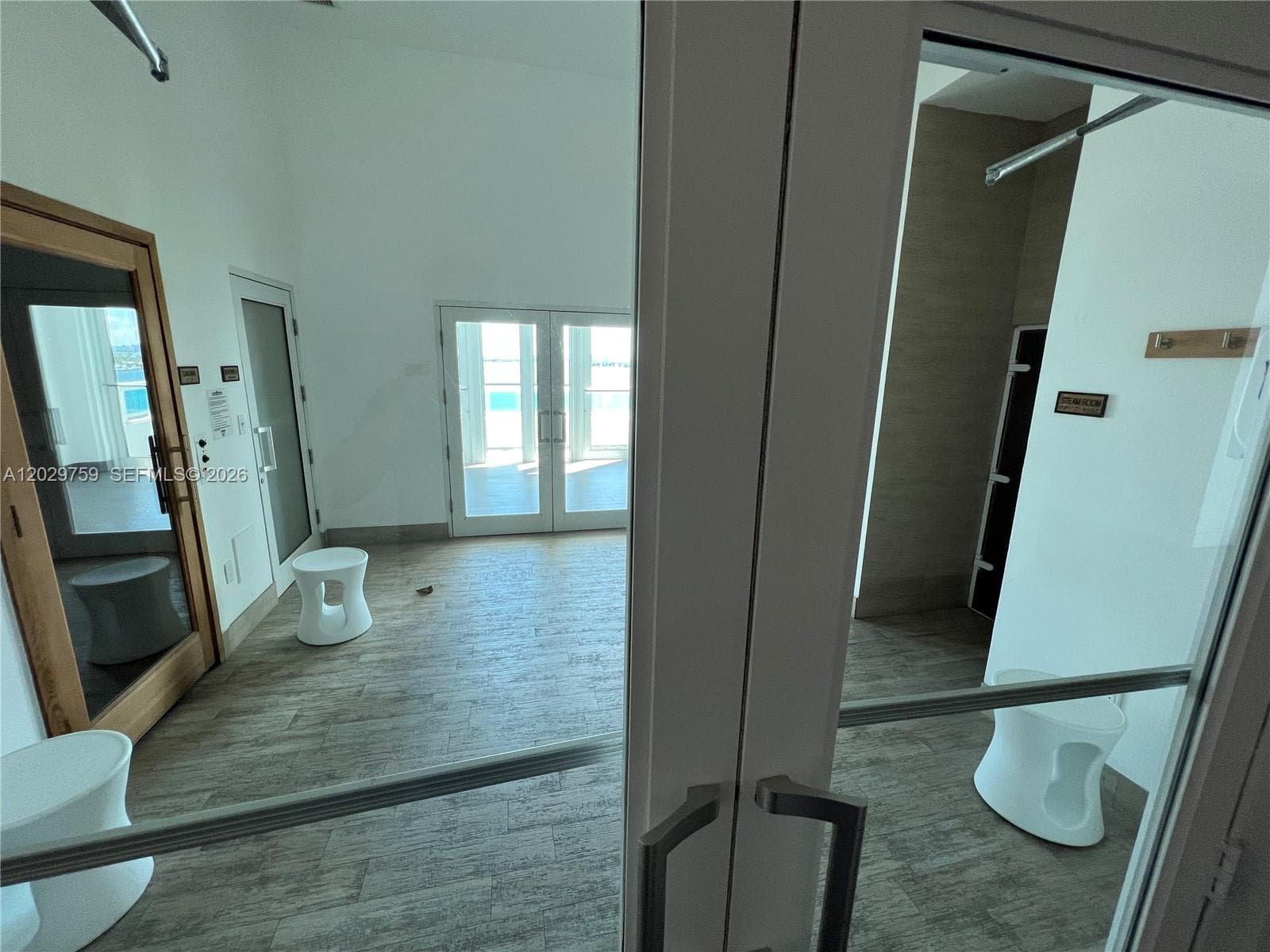 1800 N Bayshore Dr # 3904, Miami FL 33132 — 19