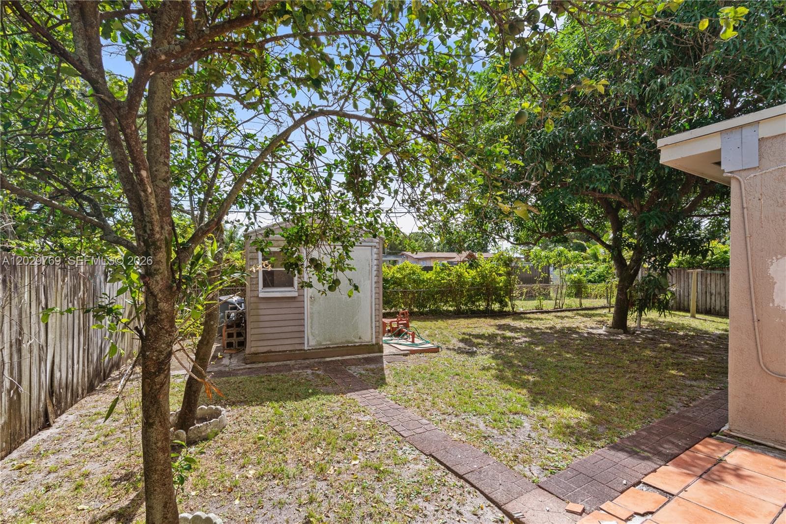 210 E 61st St, Hialeah FL 33013 — 13