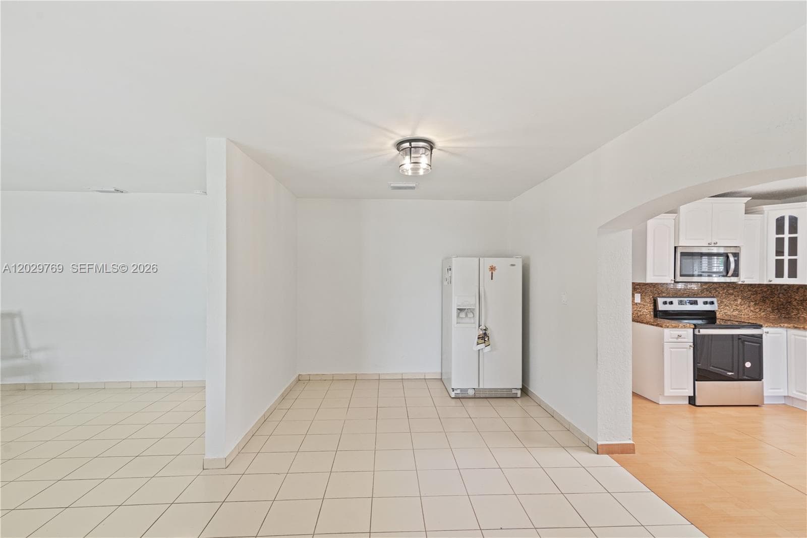 210 E 61st St, Hialeah FL 33013 — 39