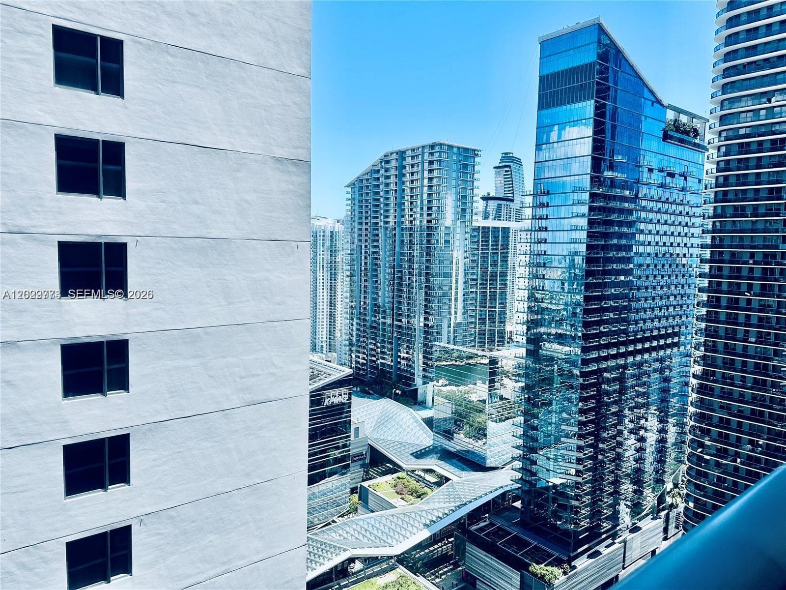 55 SW 9th St # 3409, Miami FL 33130 — 2