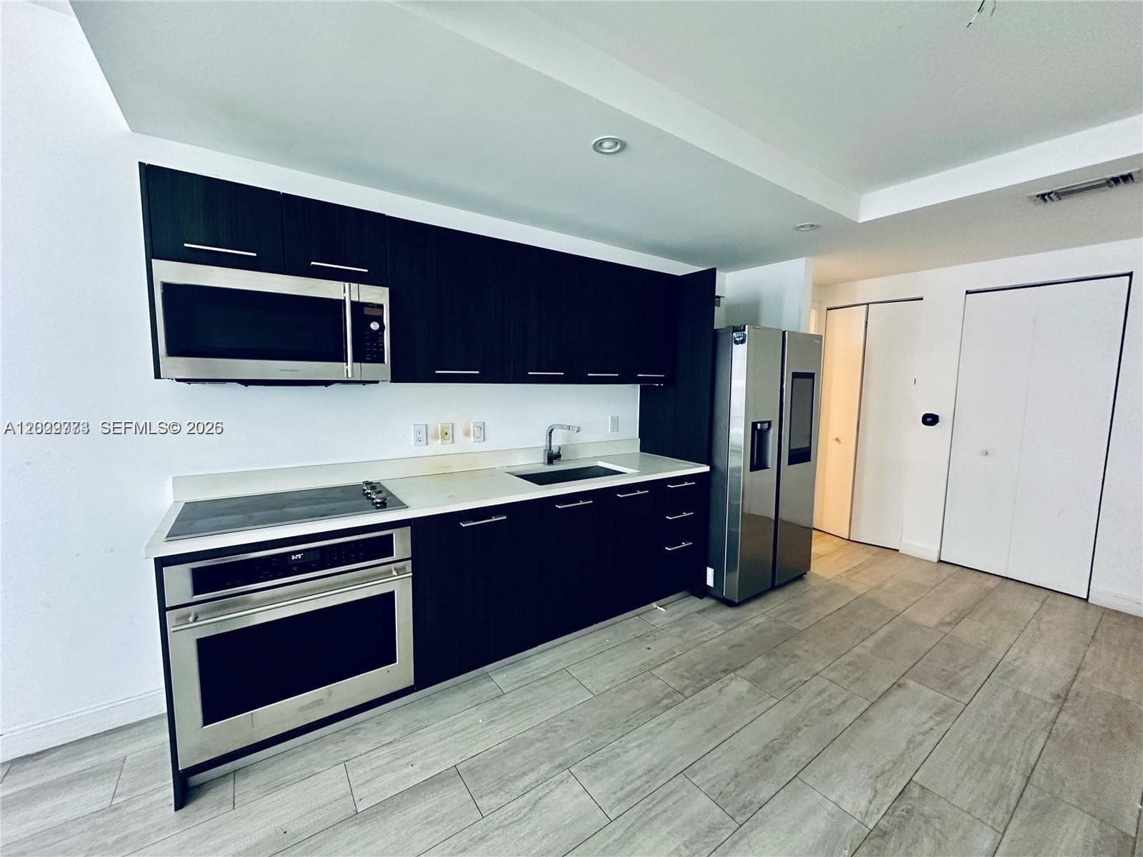 55 SW 9th St # 3409, Miami FL 33130 — 4