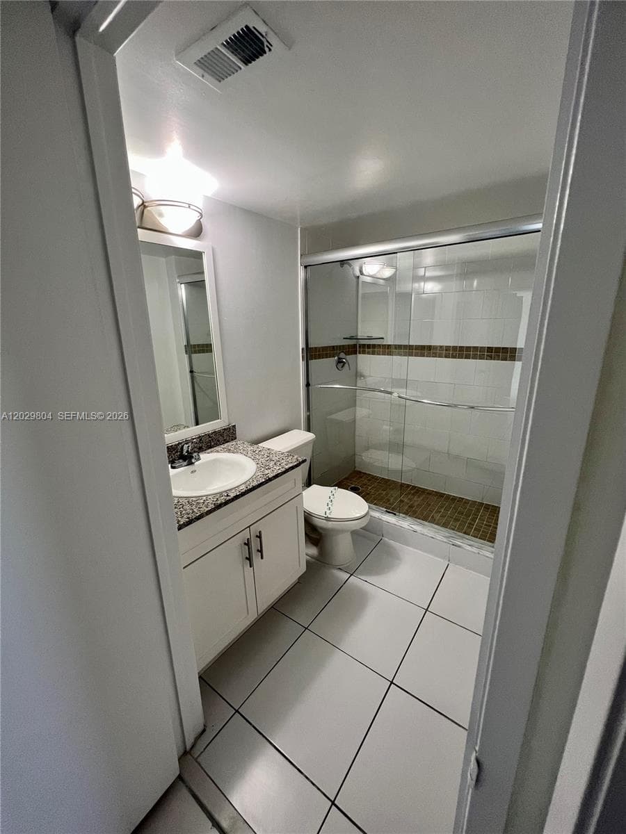 9619 Fontainebleau Blvd # 419, Miami FL 33172 — 6