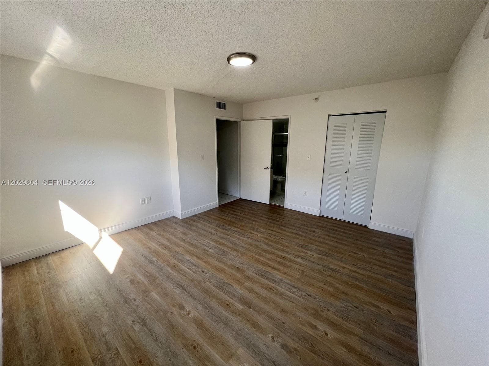9619 Fontainebleau Blvd # 419, Miami FL 33172 — 5
