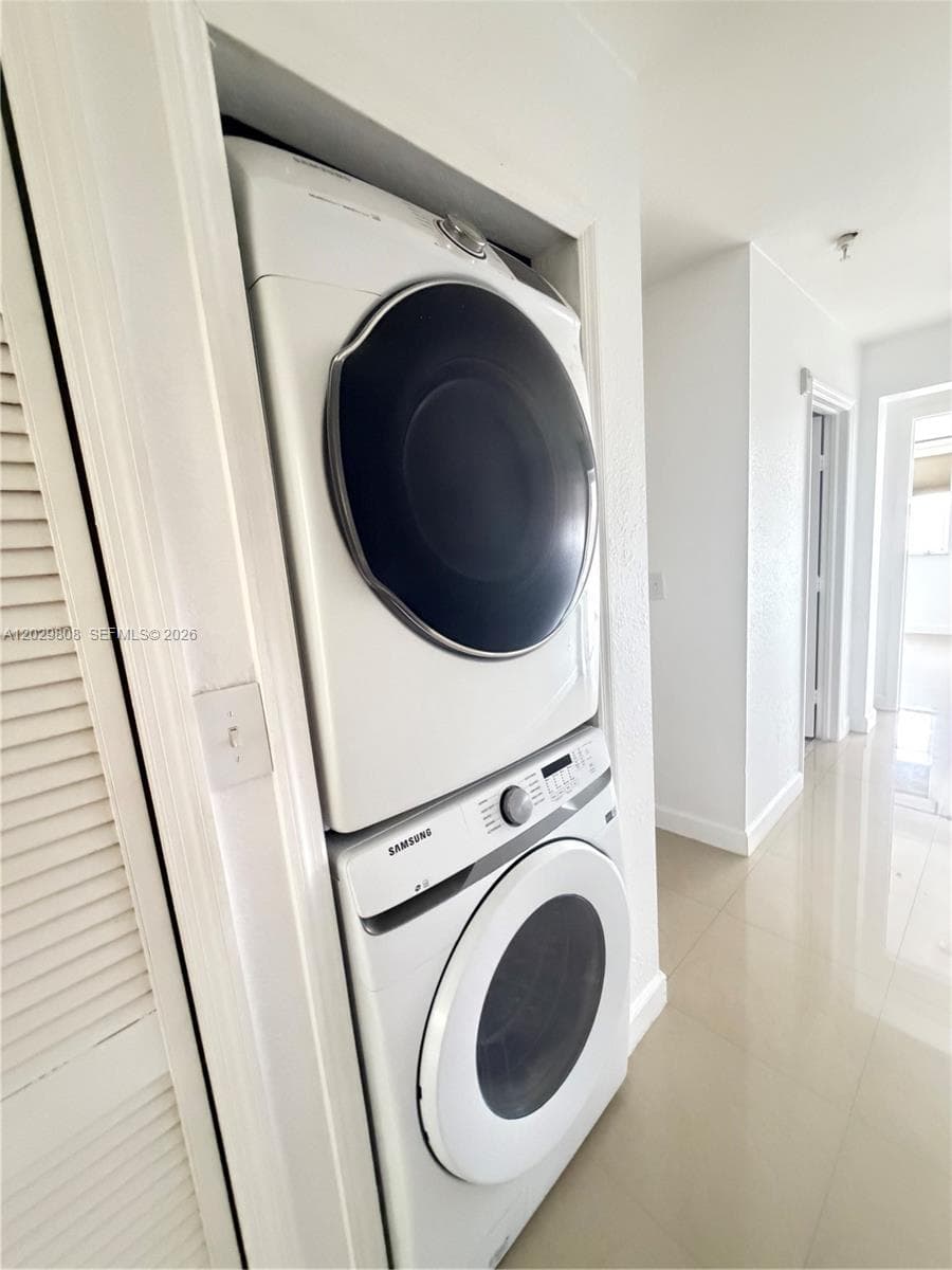 7080 NW 177th St # 13, Hialeah FL 33015 — 16
