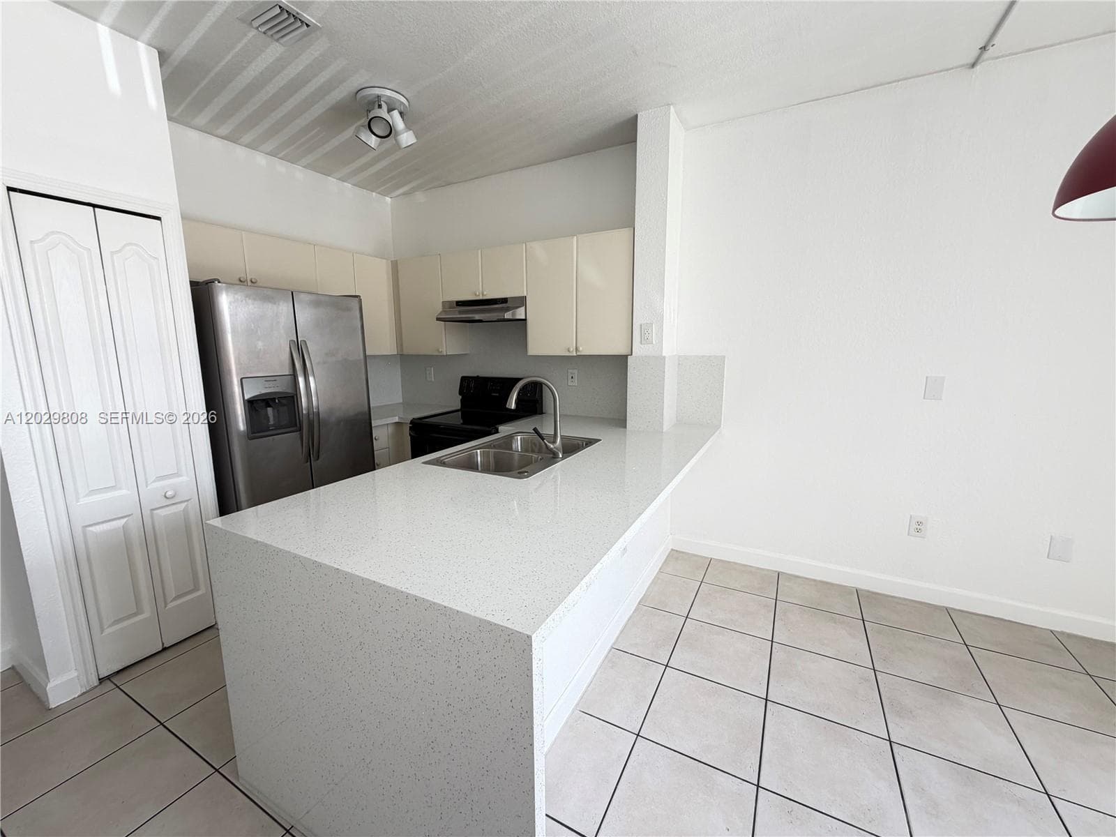 7080 NW 177th St # 13, Hialeah FL 33015 — 1