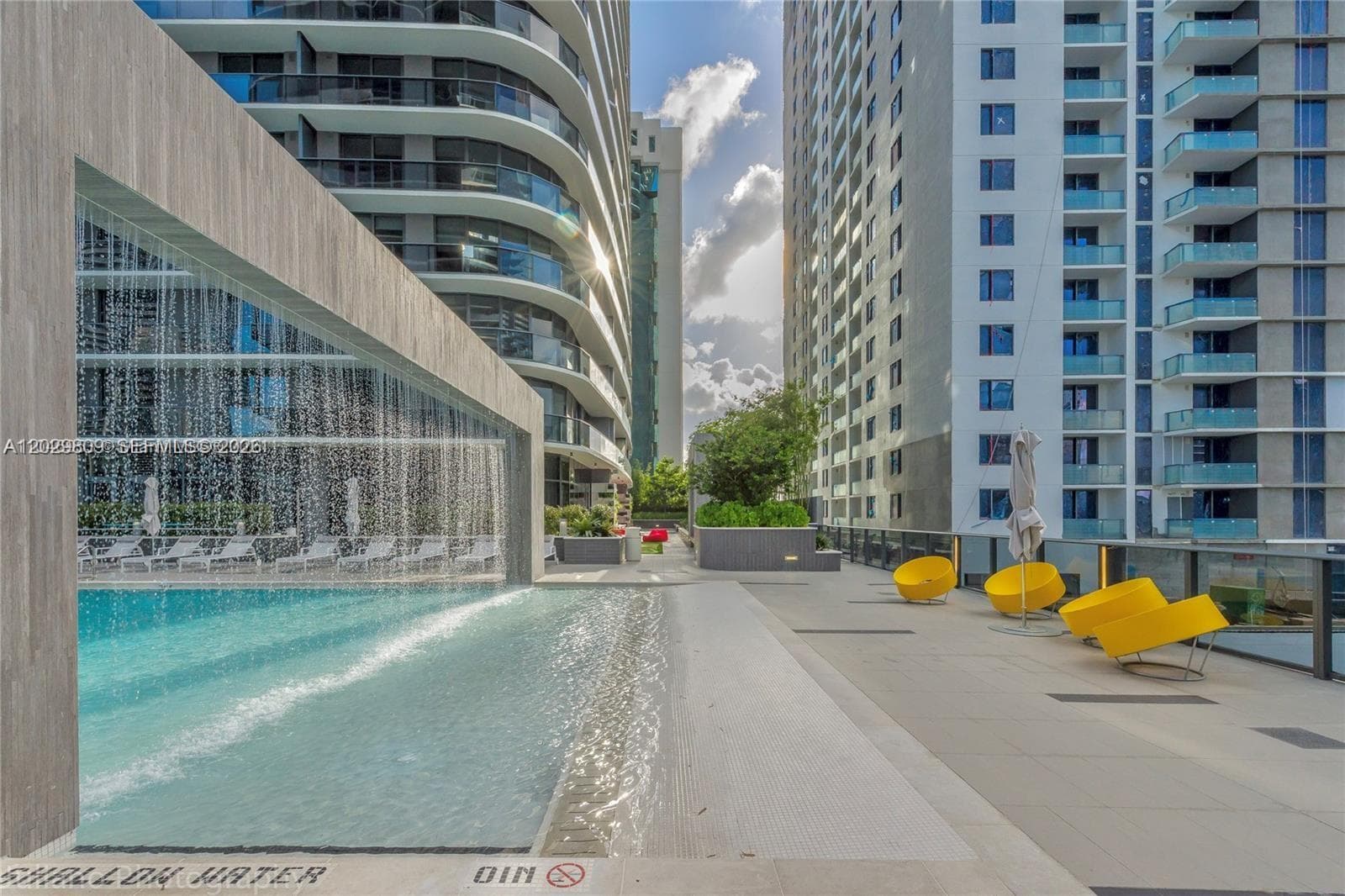 45 SW 9th St # 4204, Miami FL 33130 — 34