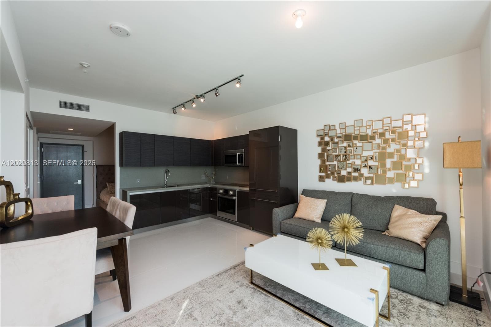 1080 Brickell Ave # 4105, Miami FL 33131 — 13