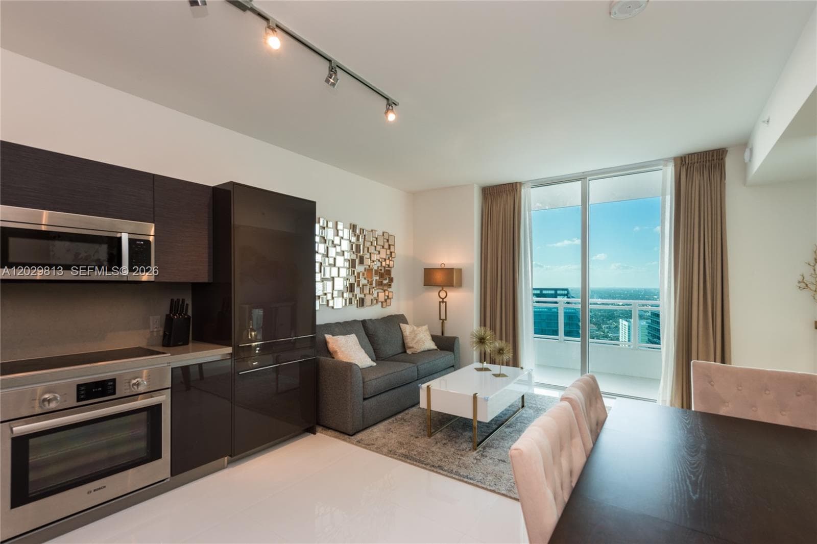 1080 Brickell Ave # 4105, Miami FL 33131 — 1