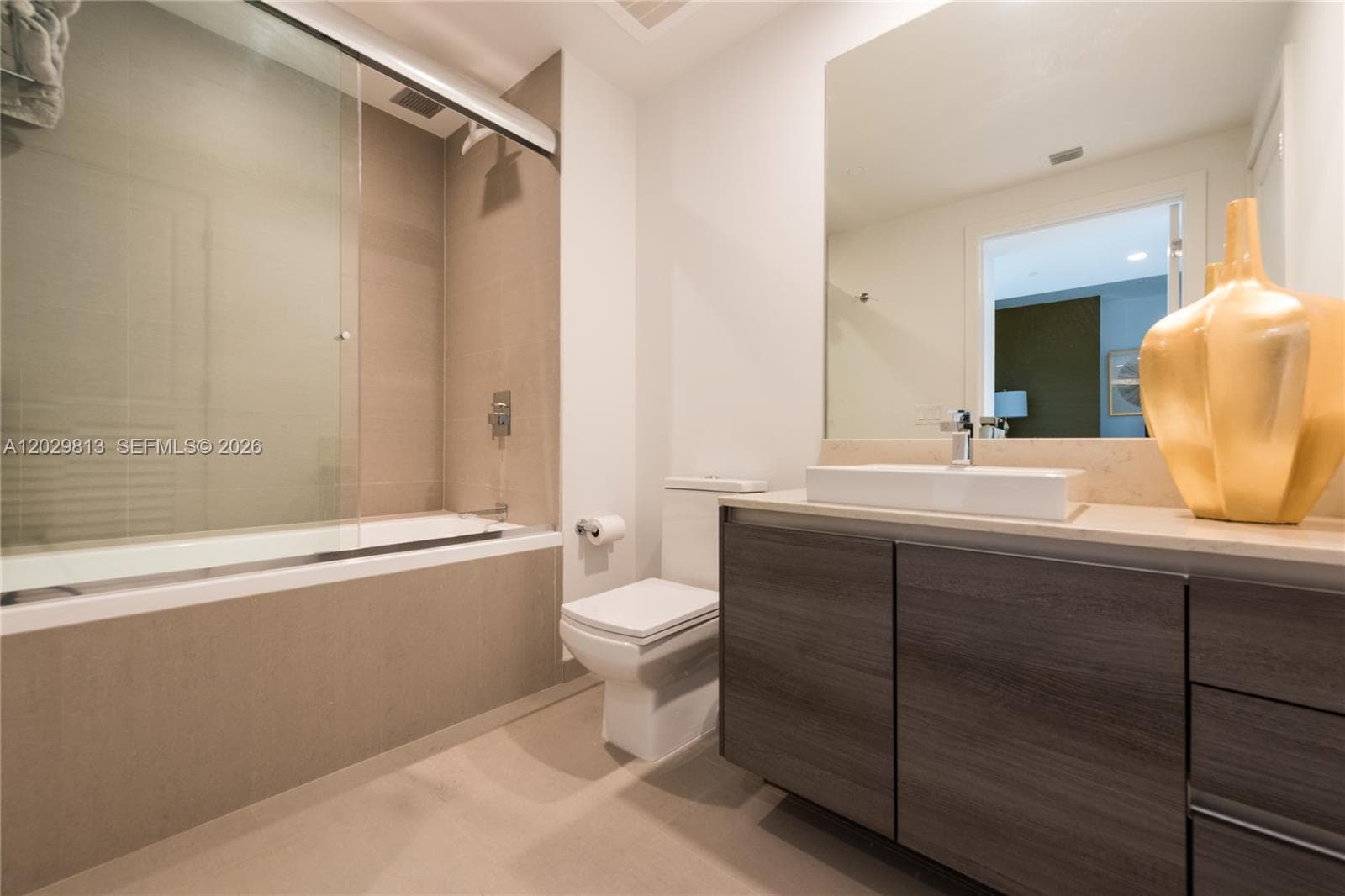 1080 Brickell Ave # 4105, Miami FL 33131 — 8