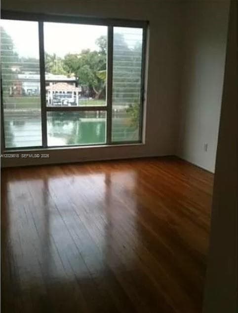 3921 N Meridian Ave # 3C, Miami Beach FL 33140 — 5