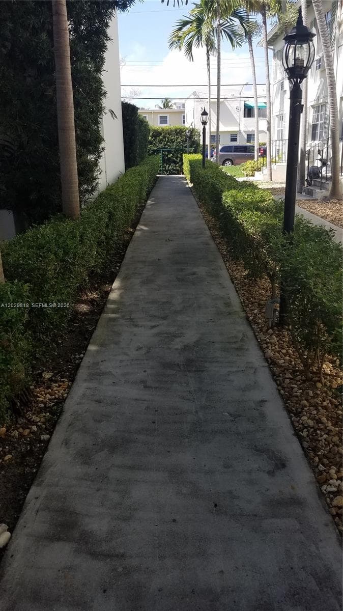 3921 N Meridian Ave # 3C, Miami Beach FL 33140 — 21