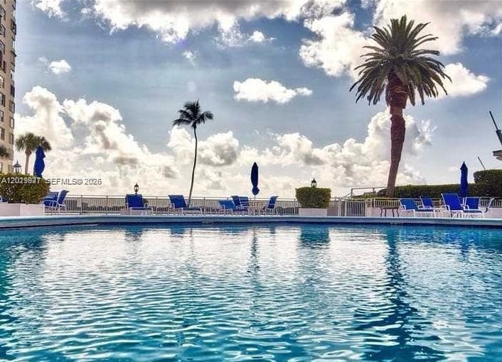 11111 Biscayne Blvd # 6H, Miami FL 33181 — 2