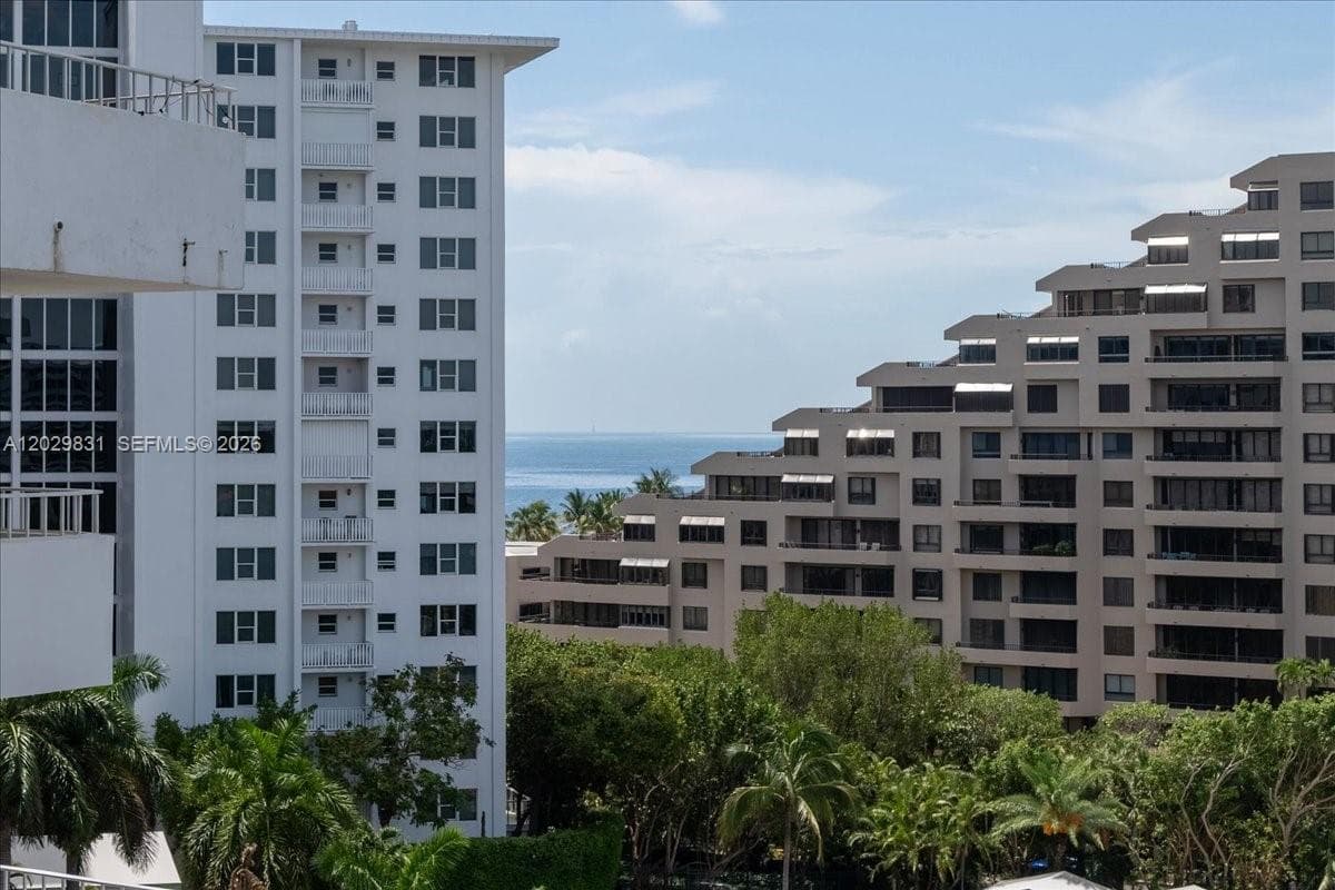 199 Ocean Lane Dr # 911, Key Biscayne FL 33149 — 22