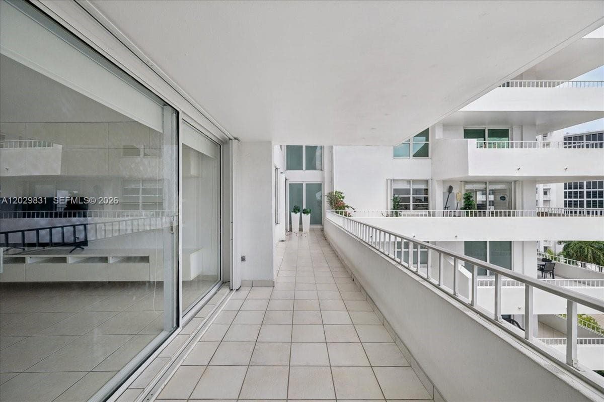 199 Ocean Lane Dr # 911, Key Biscayne FL 33149 — 21