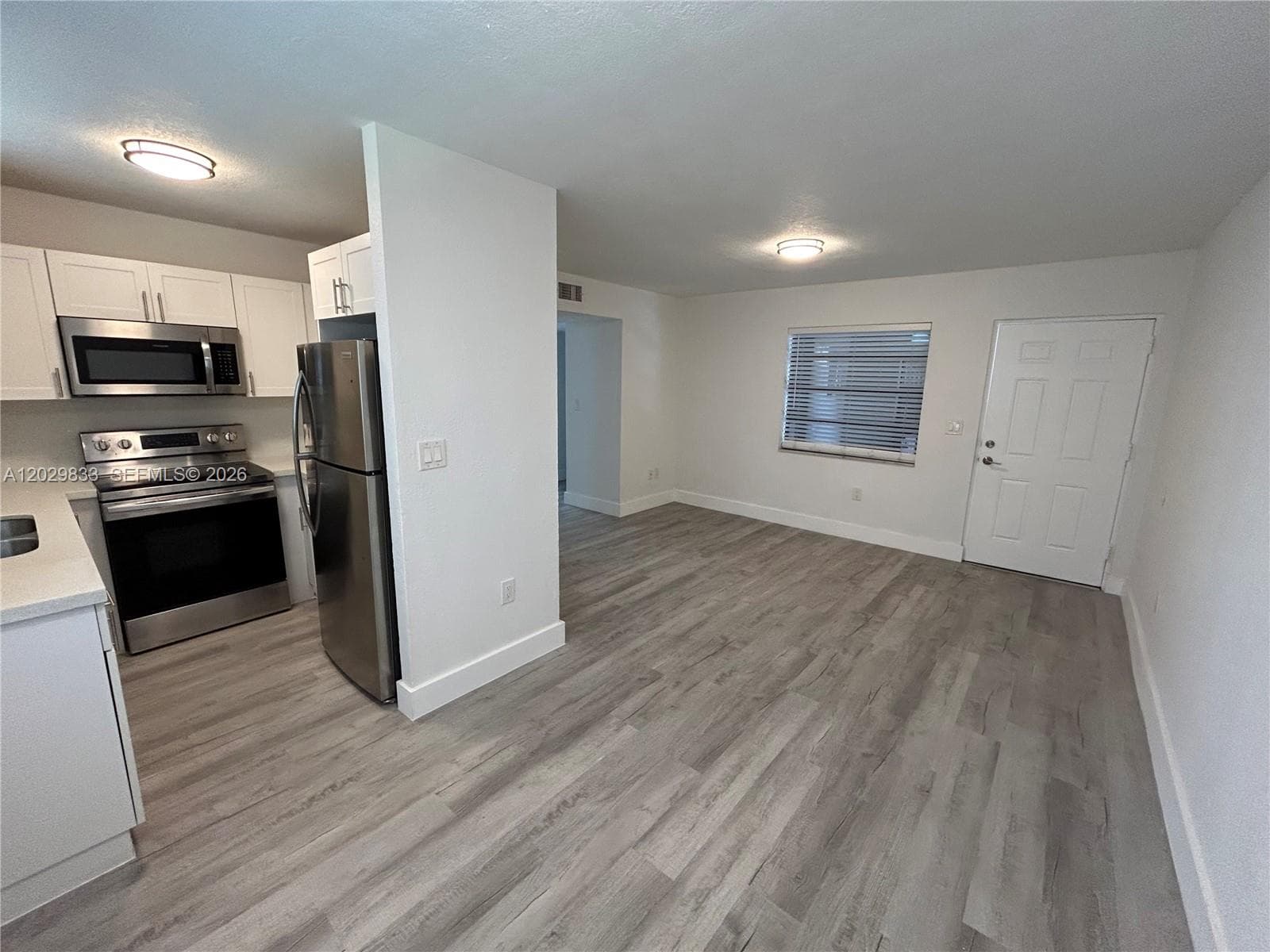 5960 W 25th Ct # 102, Hialeah FL 33016 — 2