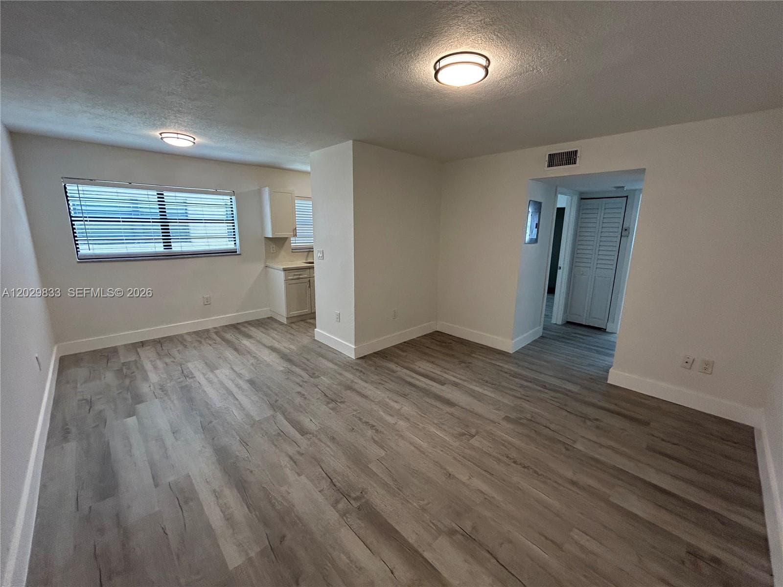 5960 W 25th Ct # 102, Hialeah FL 33016 — 1