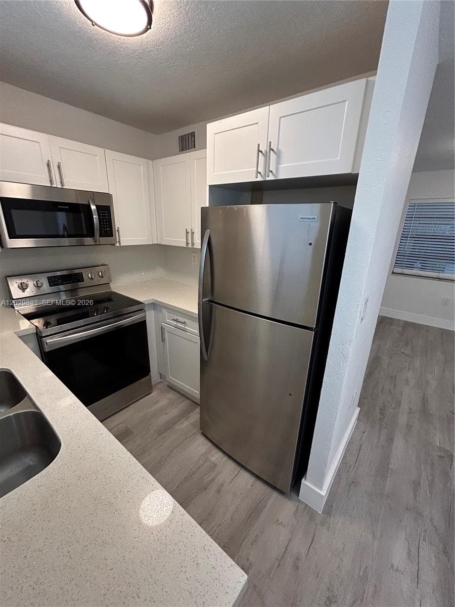 5960 W 25th Ct # 102, Hialeah FL 33016 — 5