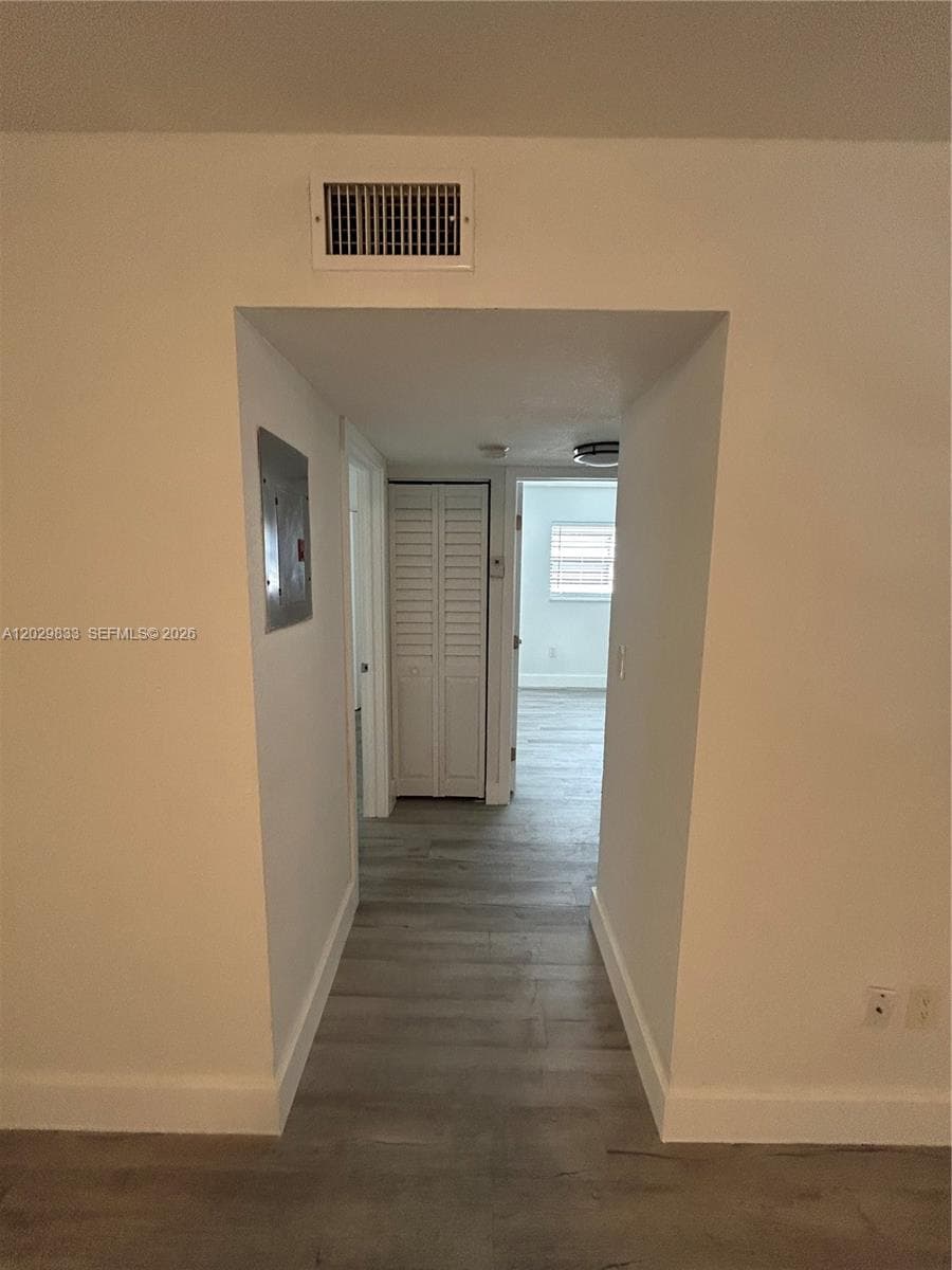 5960 W 25th Ct # 102, Hialeah FL 33016 — 9