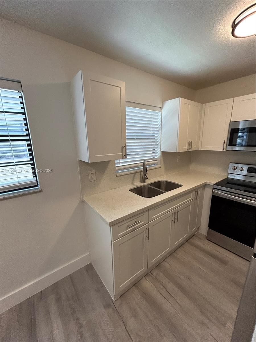 5960 W 25th Ct # 102, Hialeah FL 33016 — 4