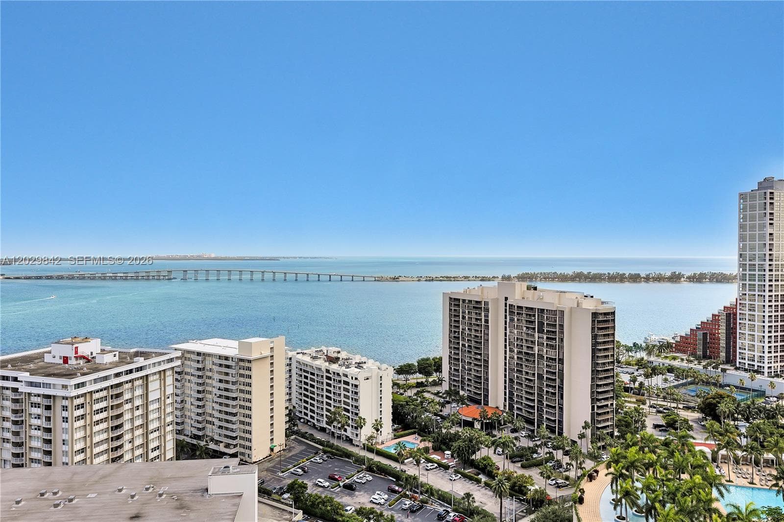 218 SE 14th St, Miami FL 33131 — 5