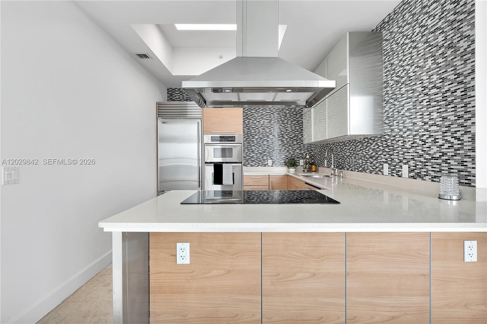 218 SE 14th St, Miami FL 33131 — 10
