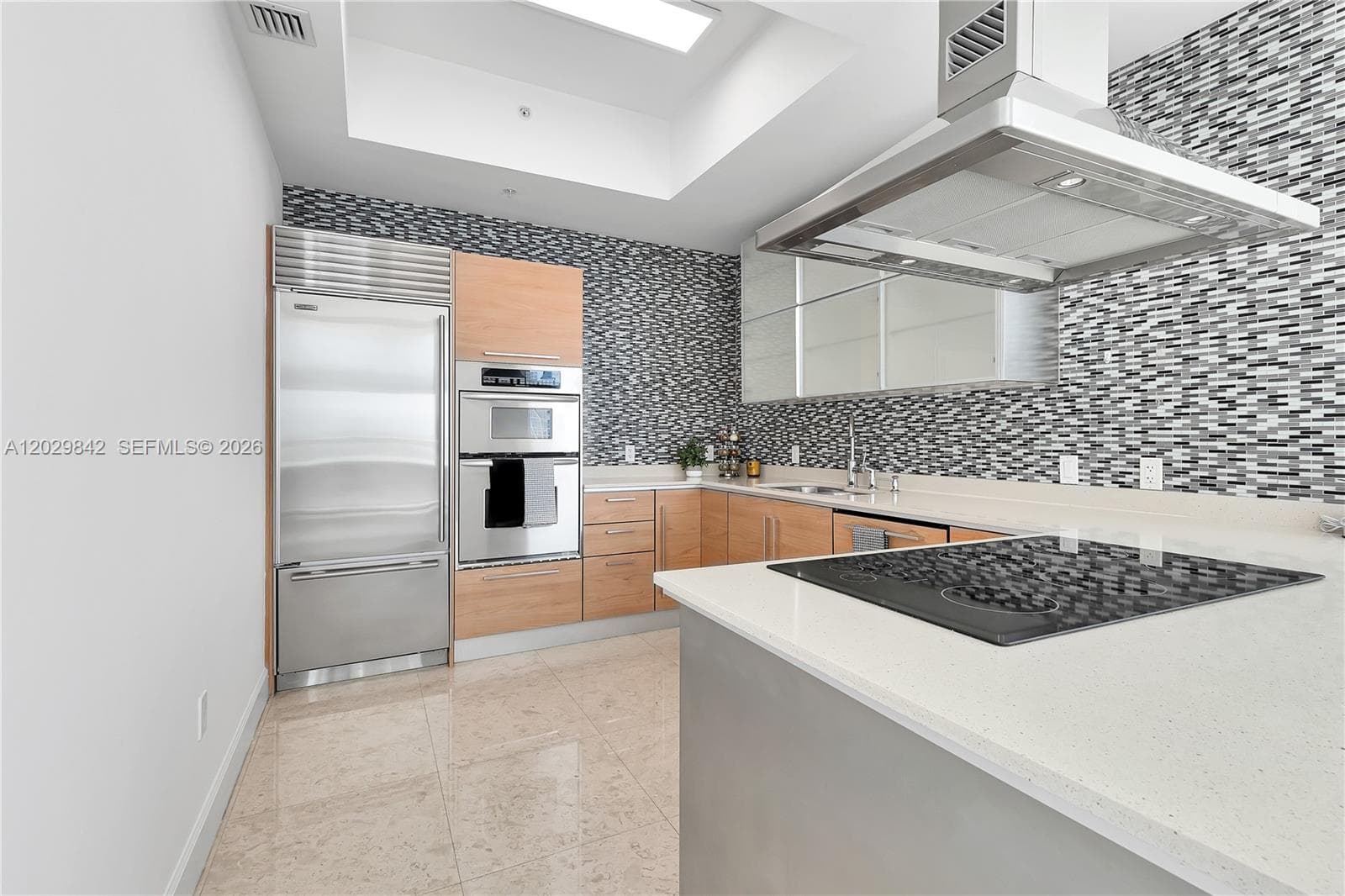 218 SE 14th St, Miami FL 33131 — 11