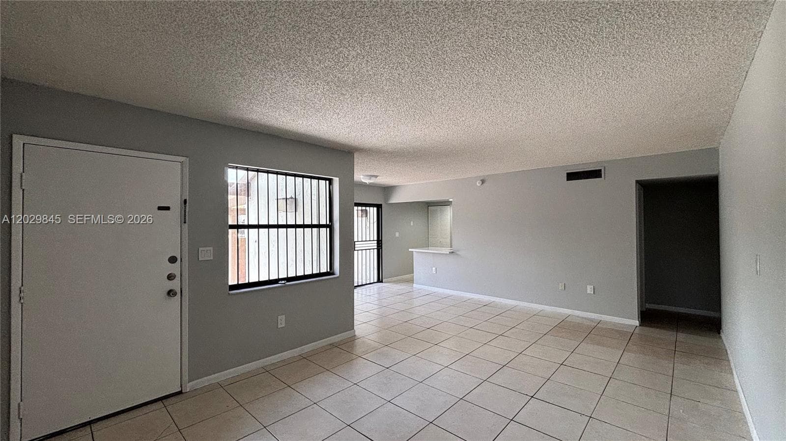 10303 NW 9th St Cir # 16, Miami FL 33172 — 12