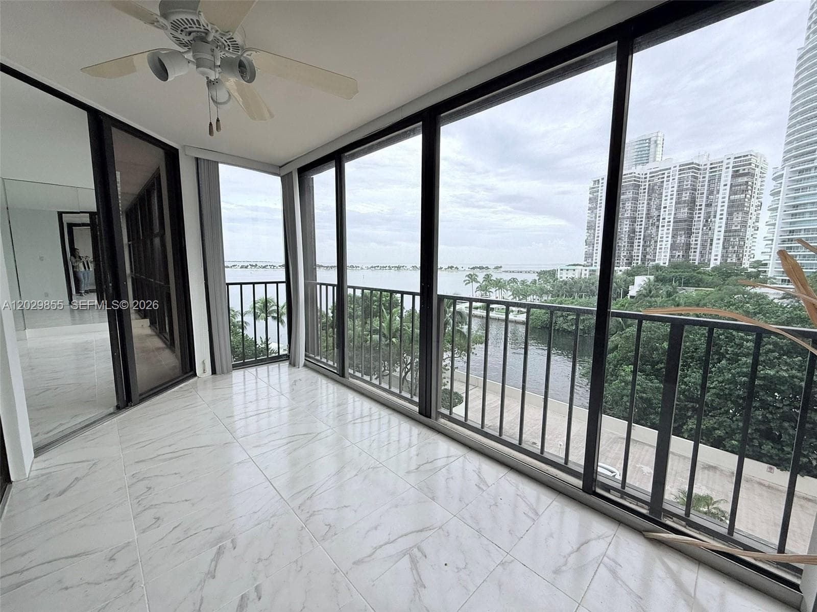 1925 Brickell Ave # D610, Miami FL 33129 — 17