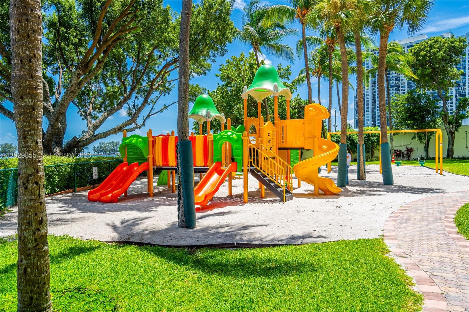 1925 Brickell Ave # D610, Miami FL 33129 — 20