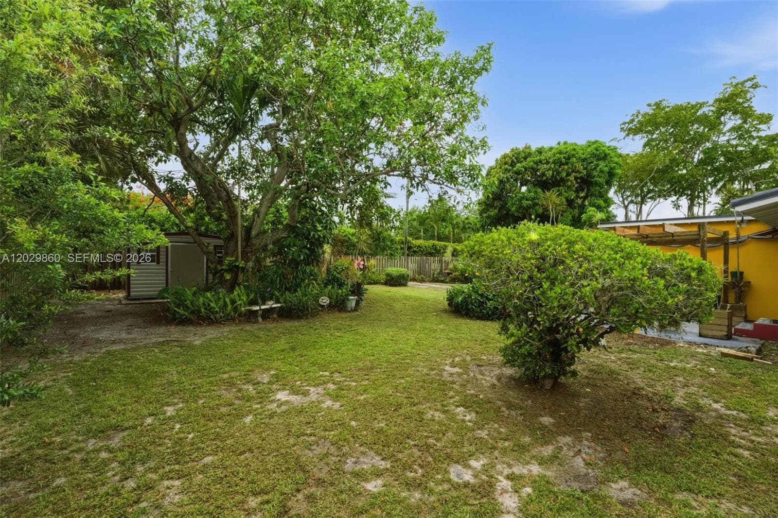 14 NE 108th St, Miami Shores FL 33161 — 23