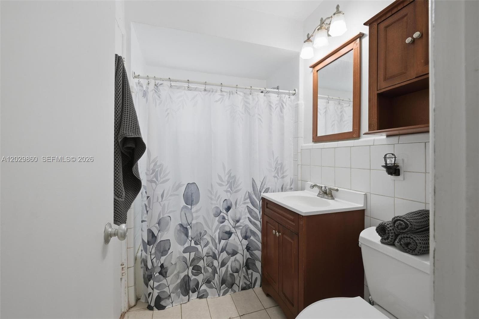 14 NE 108th St, Miami Shores FL 33161 — 19