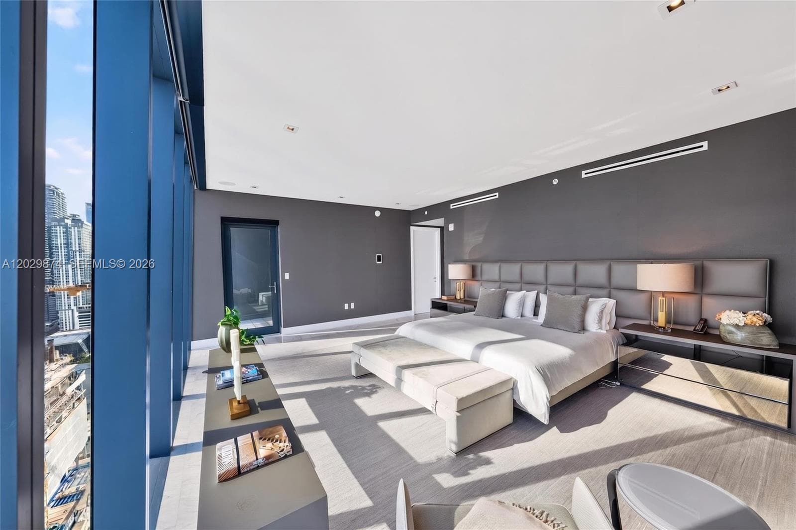 1451 Brickell Ave # 2901, Miami FL 33131 — 14