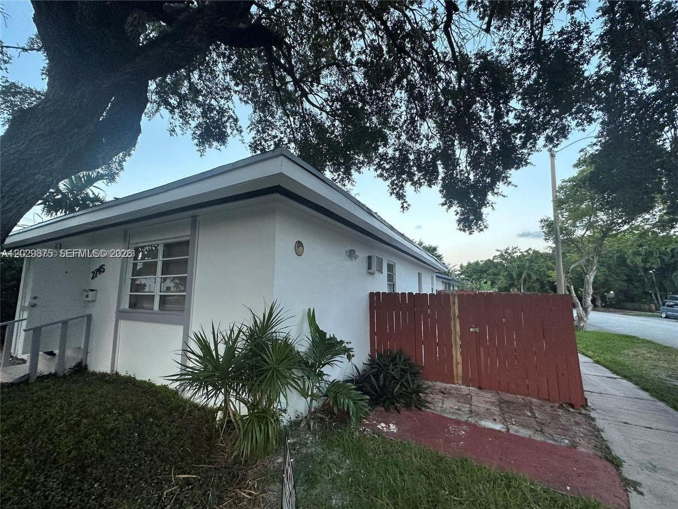 2745 SW 34th Ave # 2, Miami FL 33133 — 3