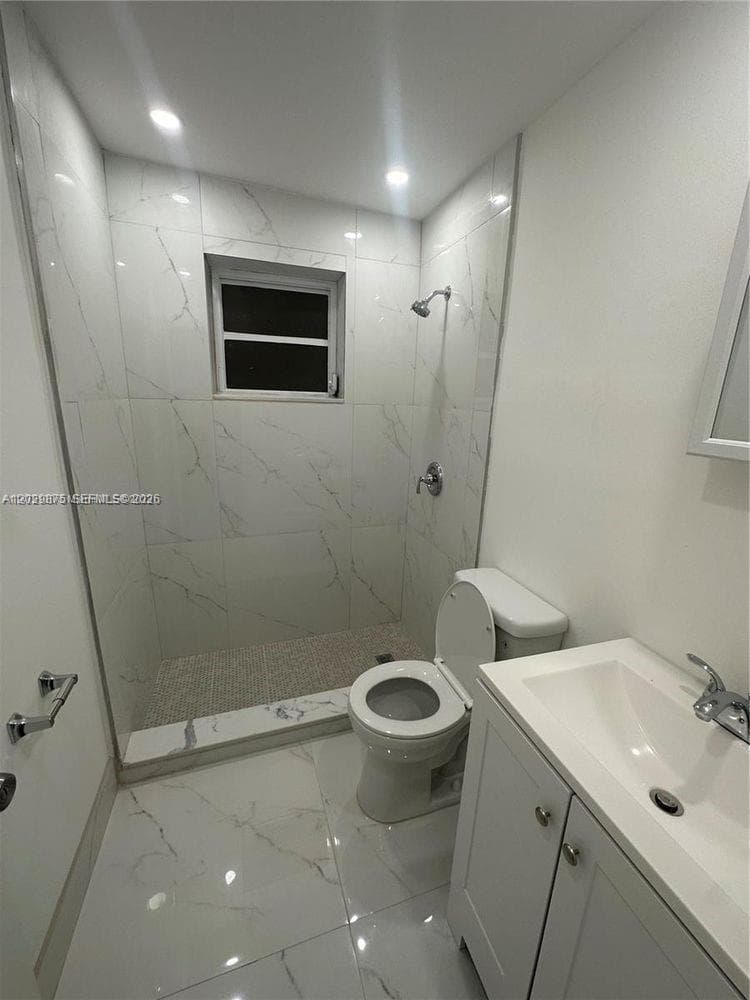 2745 SW 34th Ave # 2, Miami FL 33133 — 10