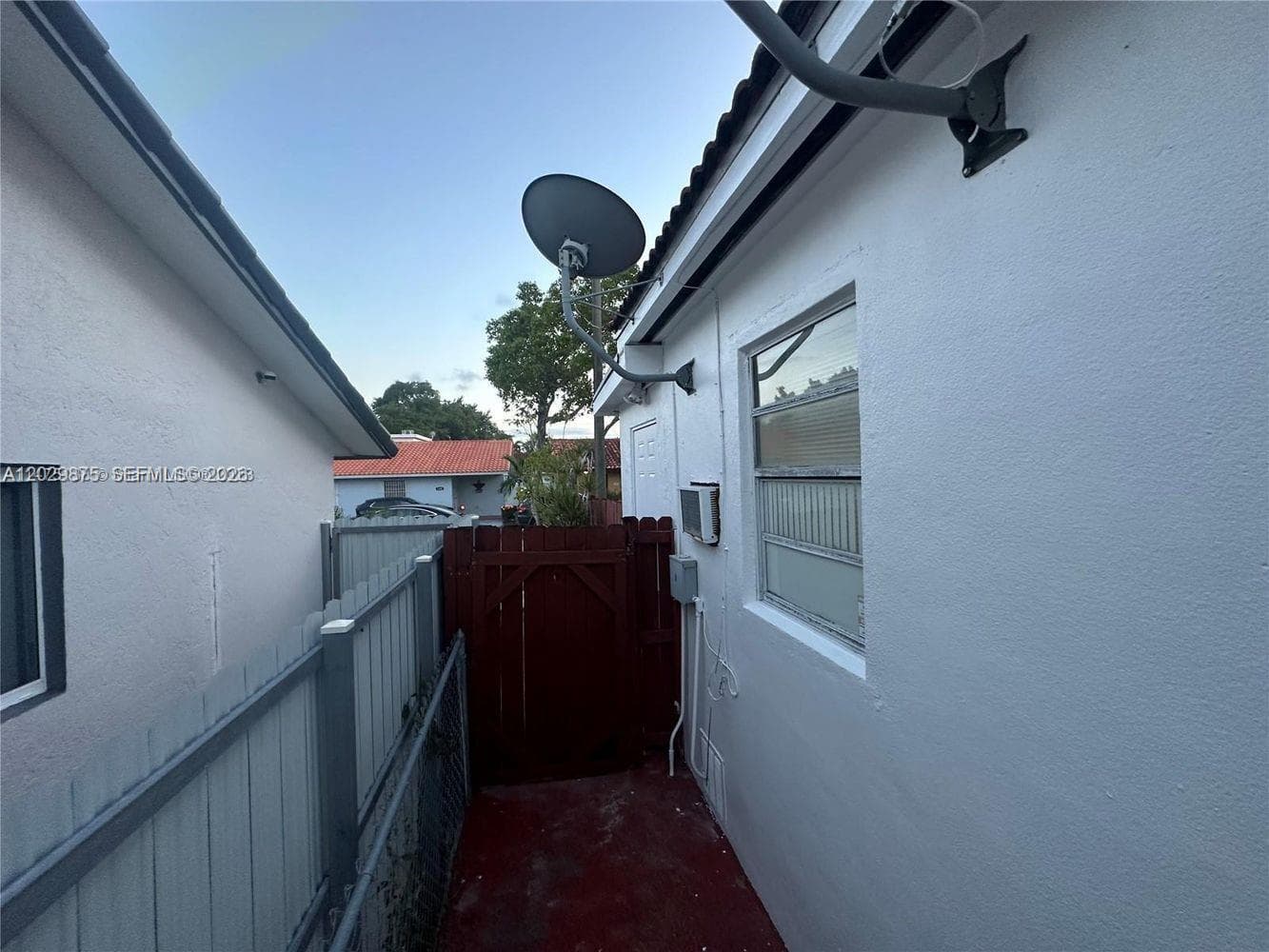 2745 SW 34th Ave # 2, Miami FL 33133 — 18