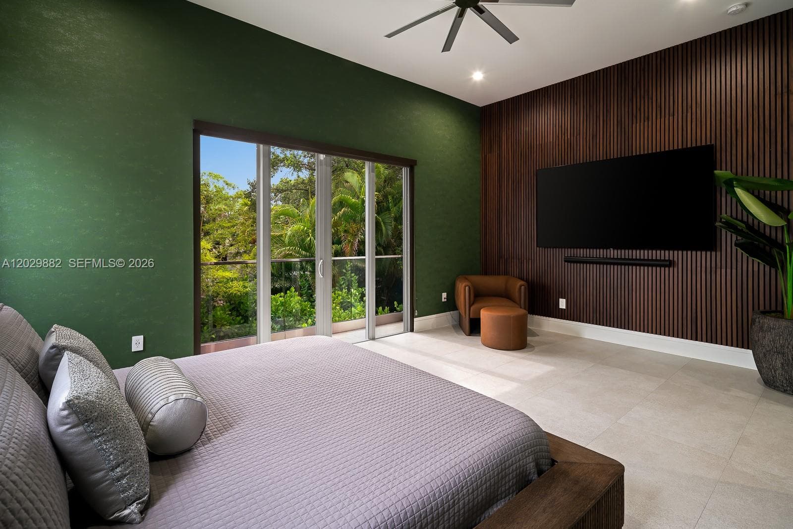 3073 Carter St, Miami FL 33133 — 11