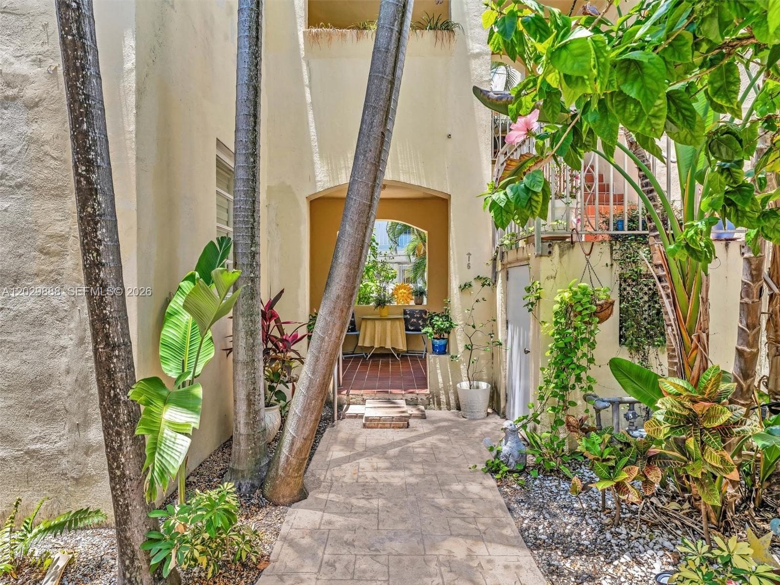 928 Euclid Ave # 2, Miami Beach FL 33139 — 18