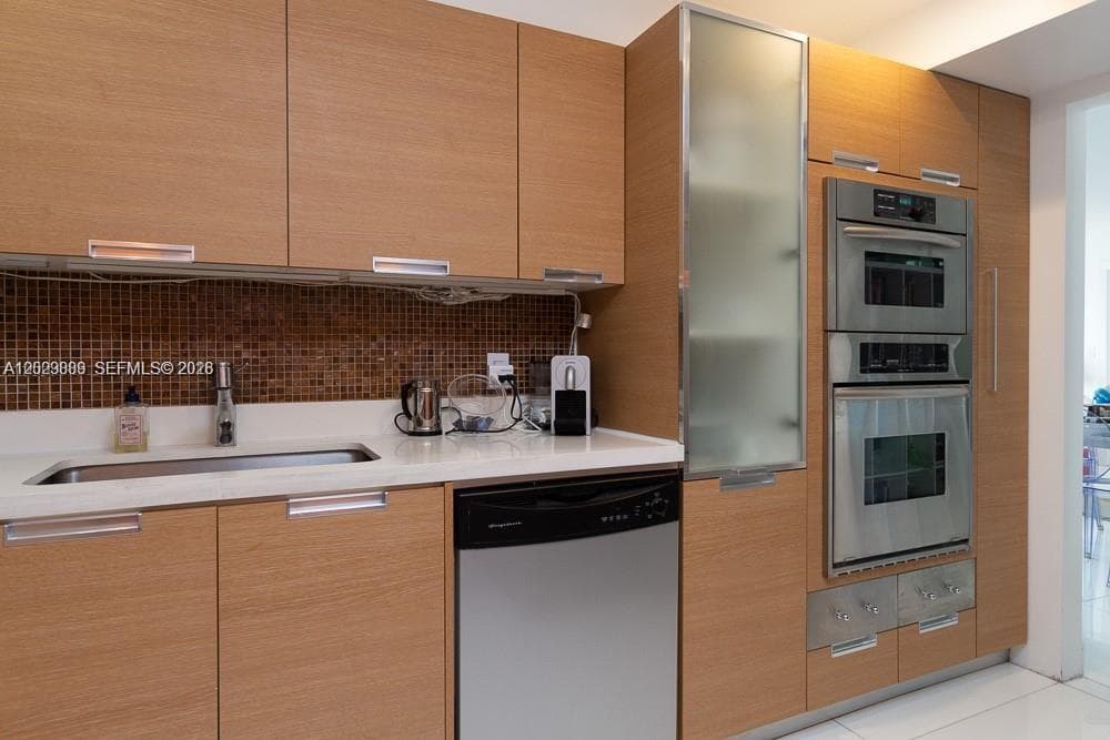 9 Island Ave # 1111, Miami Beach FL 33139 — 7