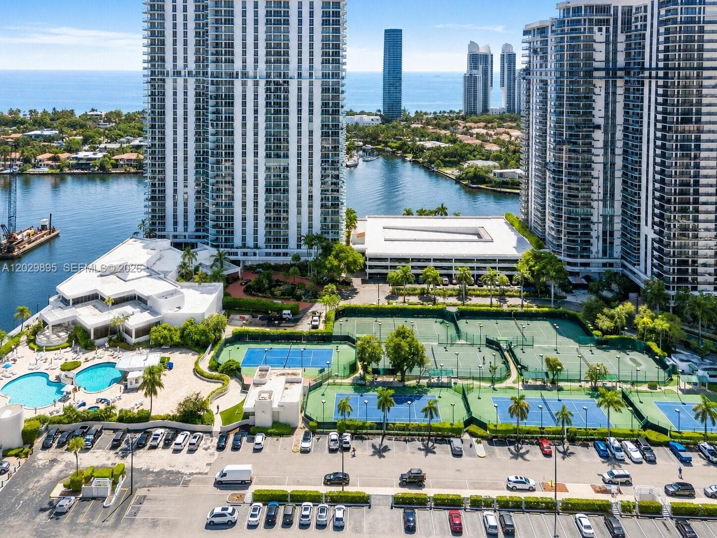 19707 Turnberry Way # 7F, Aventura FL 33180 — 23