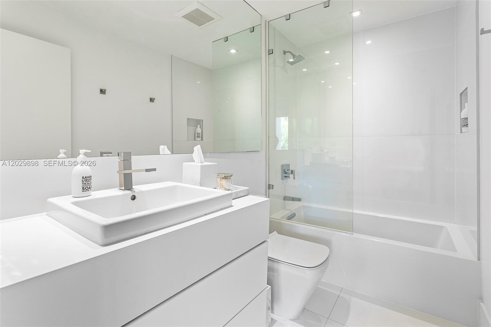 2122 Fisher Island Dr # 2122, Miami Beach FL 33109 — 30