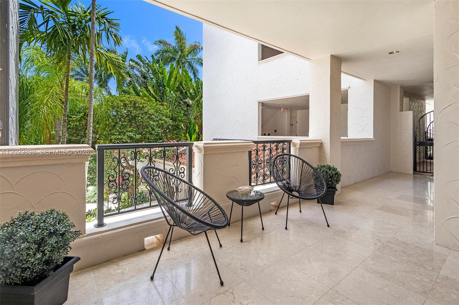 2122 Fisher Island Dr # 2122, Miami Beach FL 33109 — 34