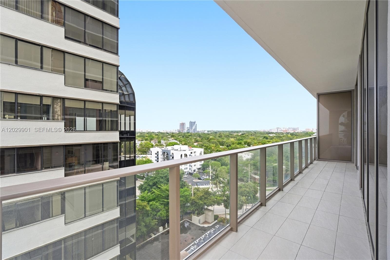 2678 Tigertail Ave # 911, Miami FL 33133 — 25