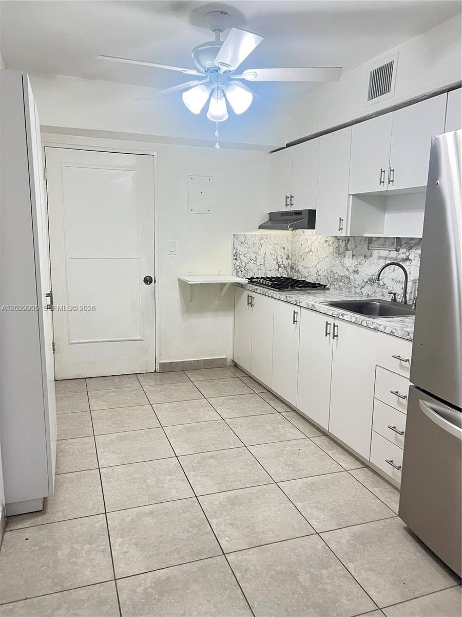 1401 E 8th Ave, Hialeah FL 33010 — 2
