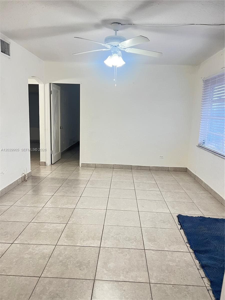 1401 E 8th Ave, Hialeah FL 33010 — 6
