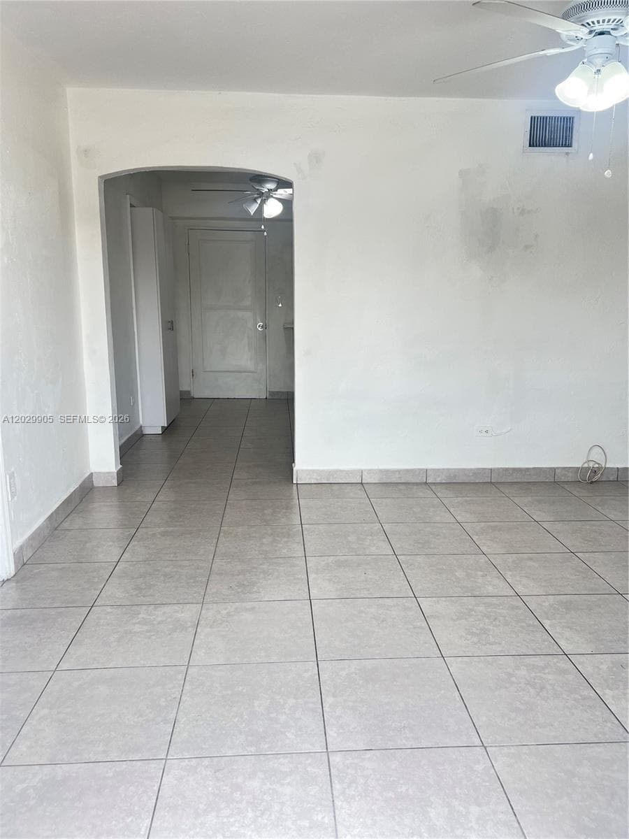 1401 E 8th Ave, Hialeah FL 33010 — 7
